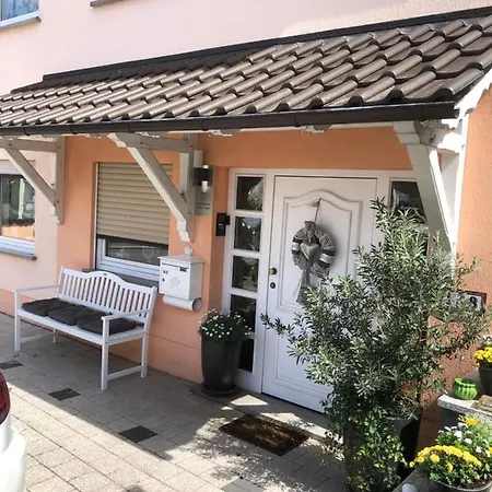 Apartamento Kleine Auszeit Neunkirchen  Exterior foto